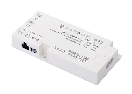 EU / 미국 플러그와 DC12V 2A LED 스트립 24W LED 전원 공급기 정전압